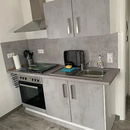 Schoene Zwei Zimmer Wohnung Walldorf  Extérieur photo